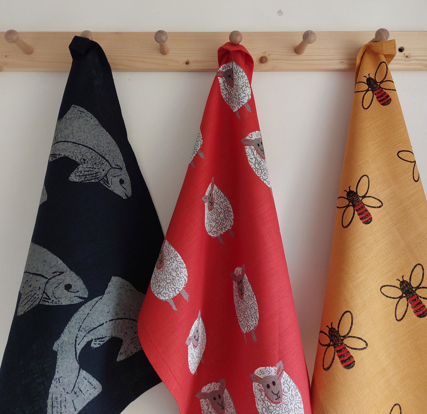 salmon tea towel navy