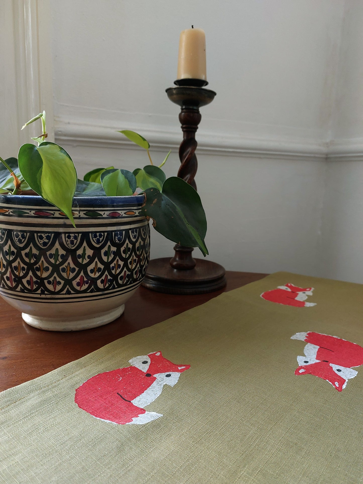 table runner crafty fox on avocado linen