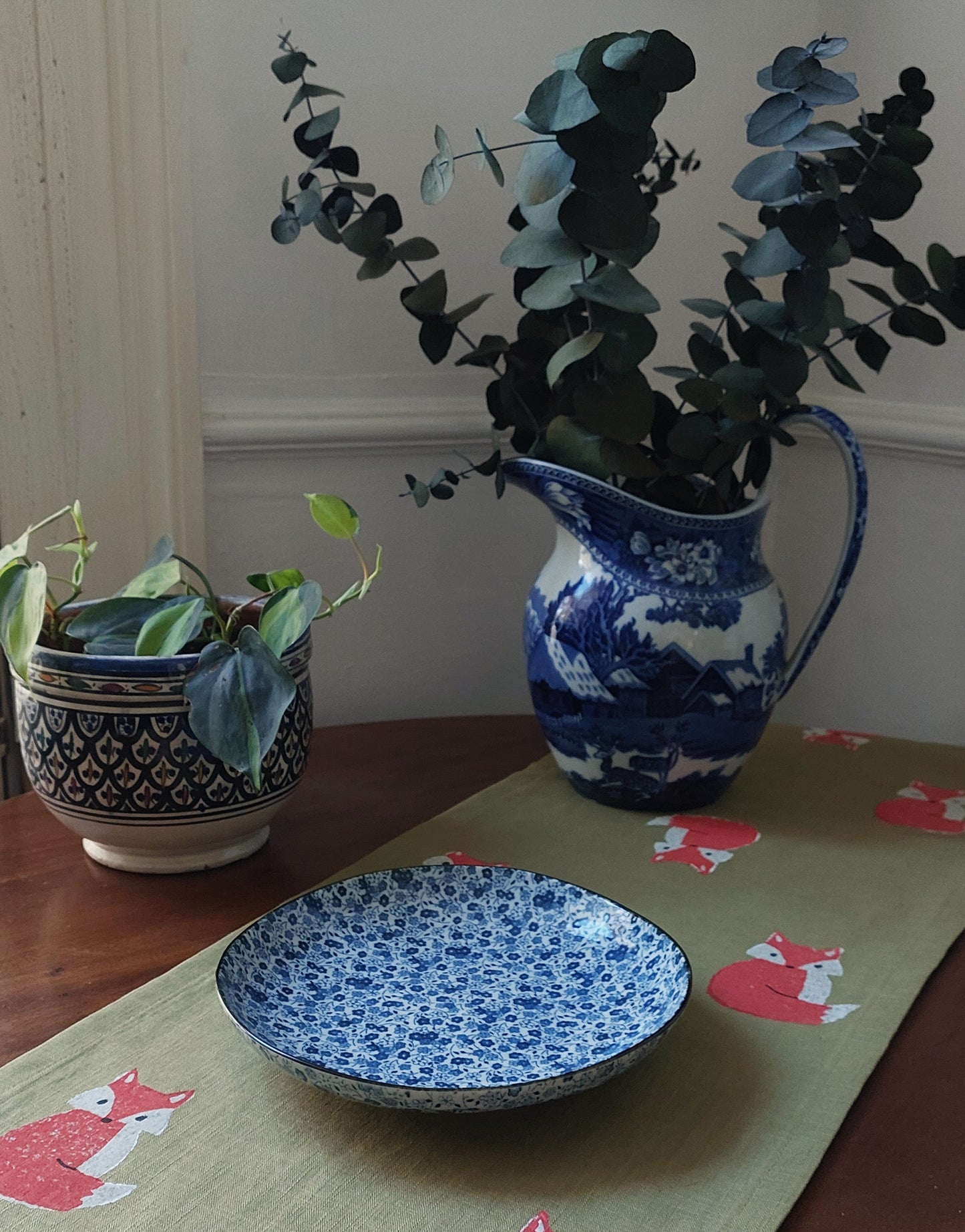 table runner crafty fox on avocado linen