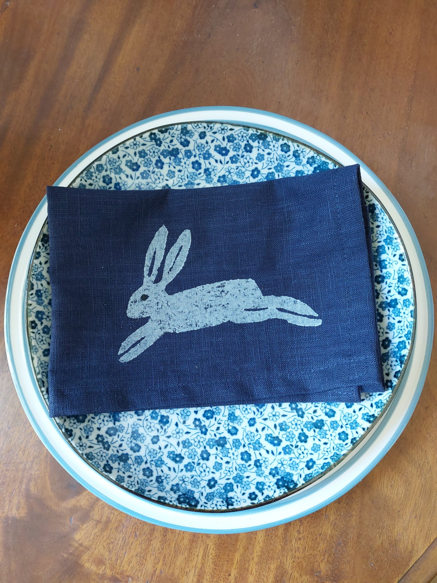 leaping hare linen napkin navy