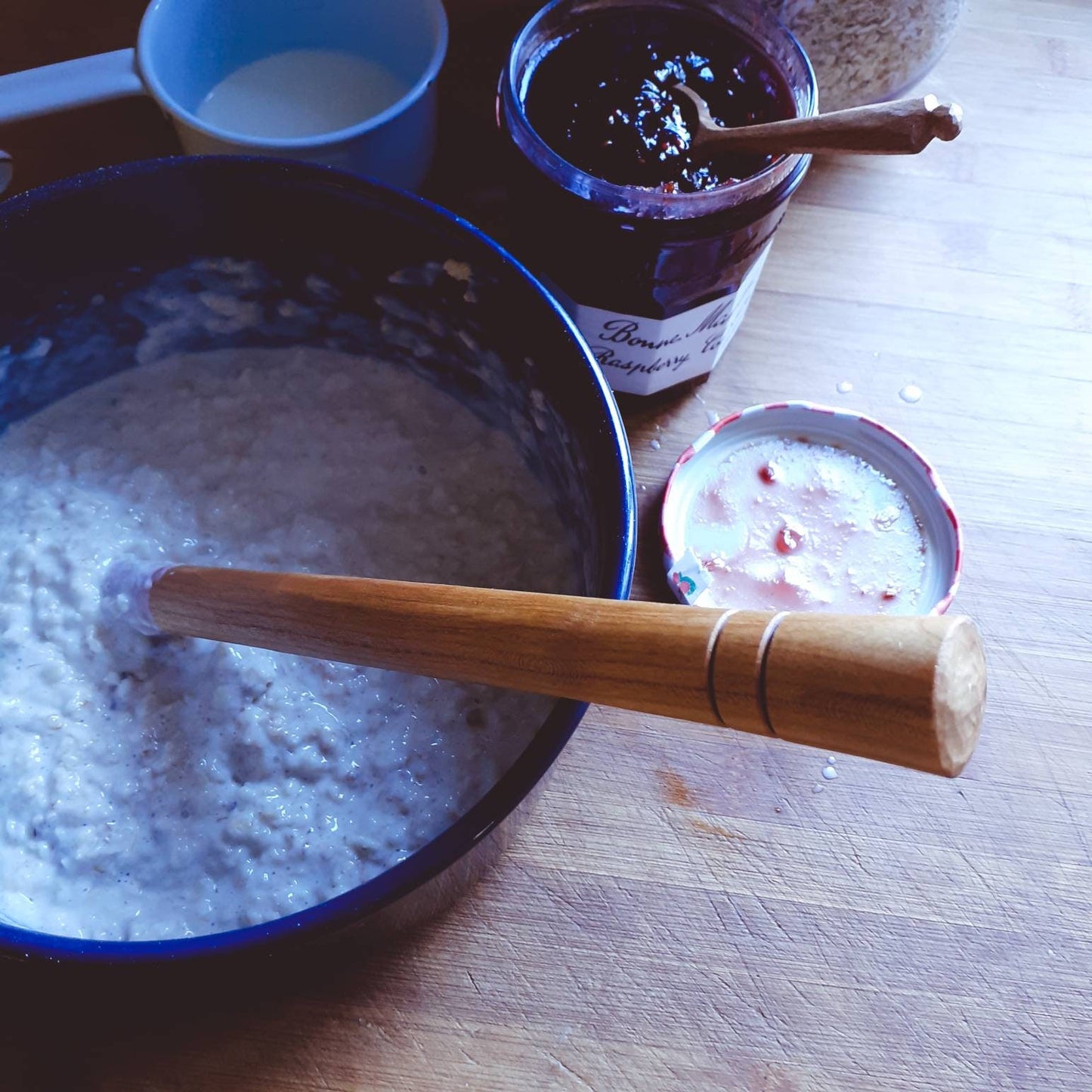 hand turned spurtle