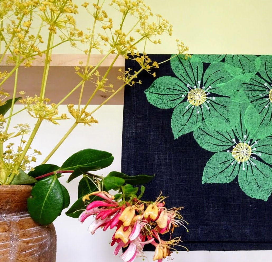 table runner hellebore on navy