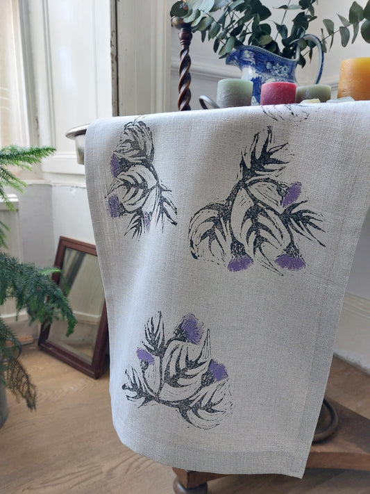 thistle table runner
