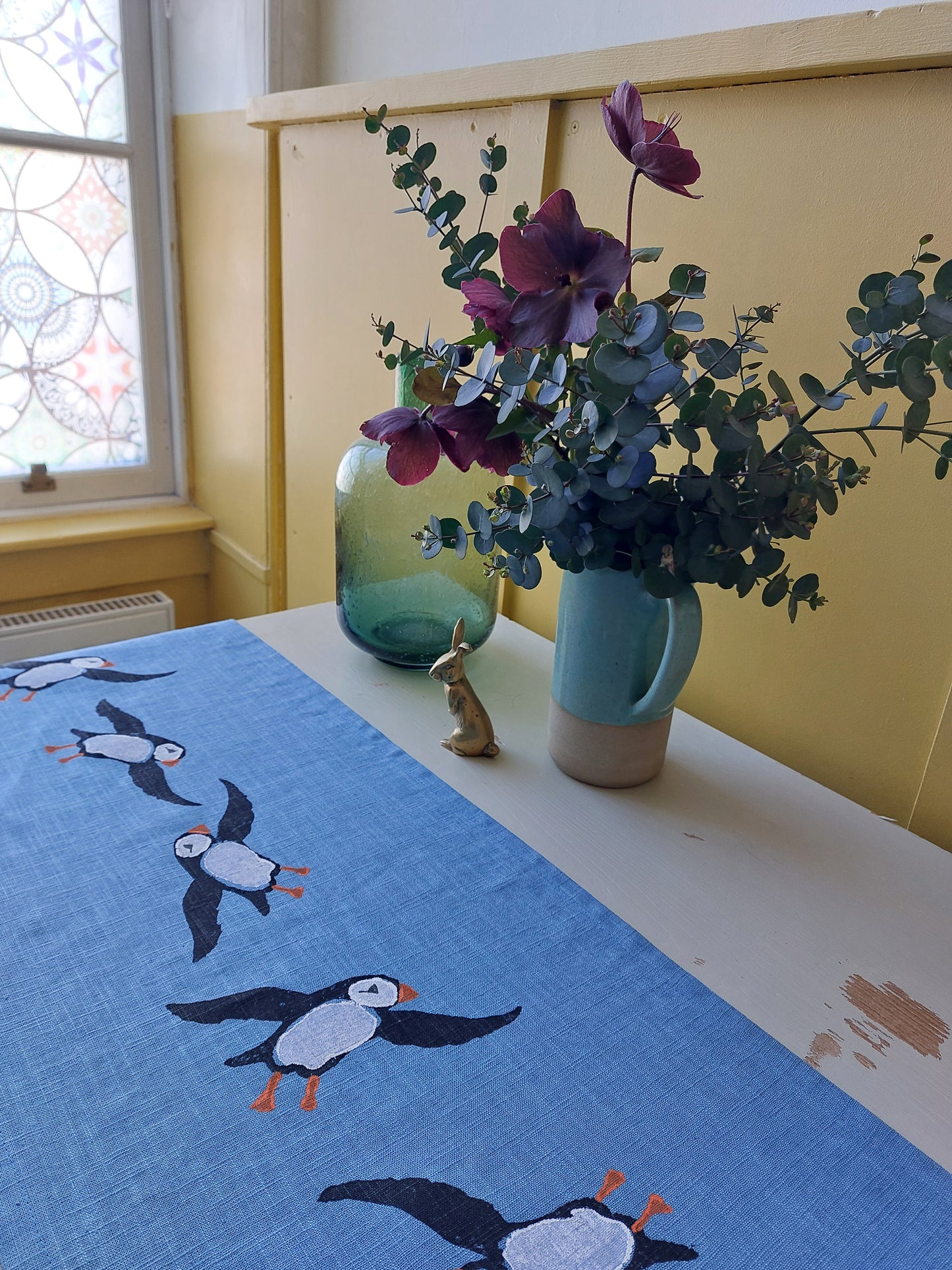 table runner puffin on blue