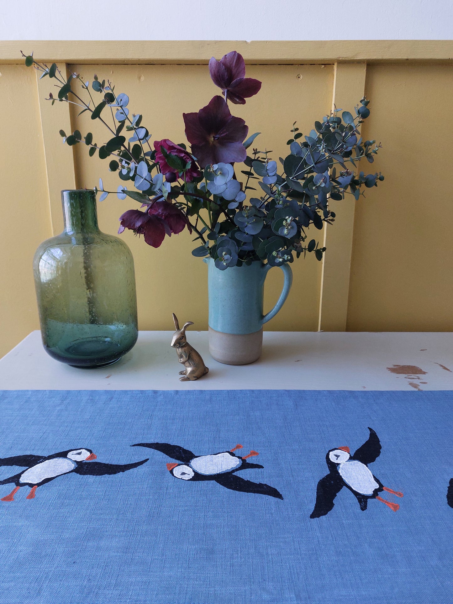 table runner puffin on blue