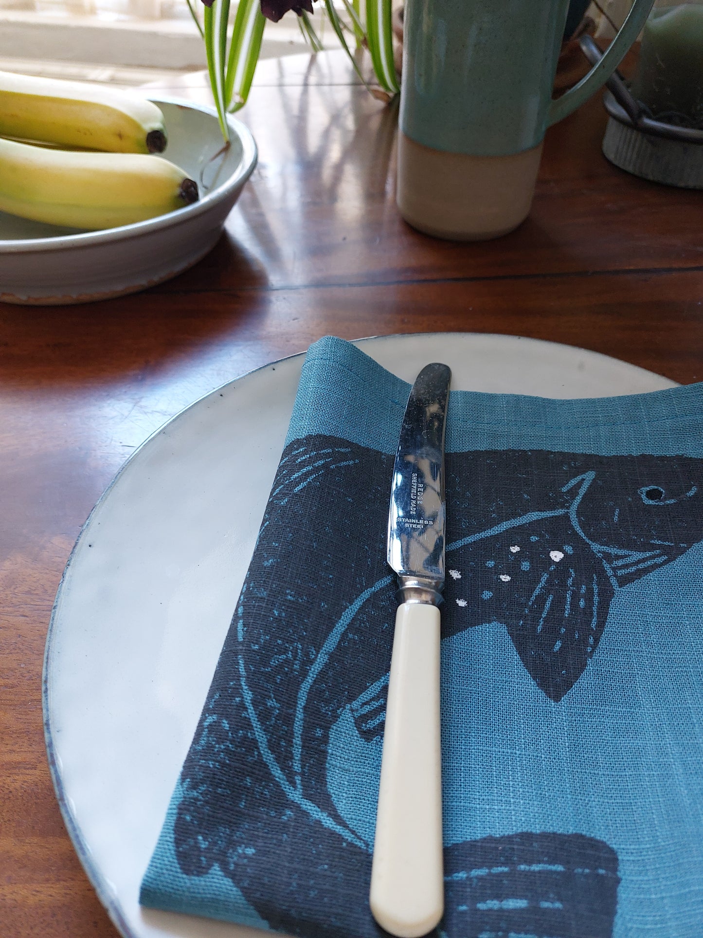 salmon linen napkin blue